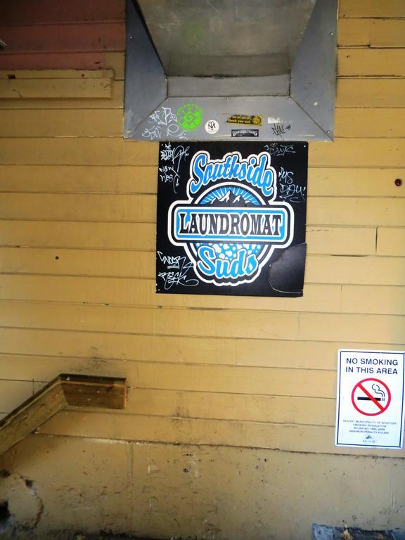 Southside Lodge Whistler Eksteriør billede