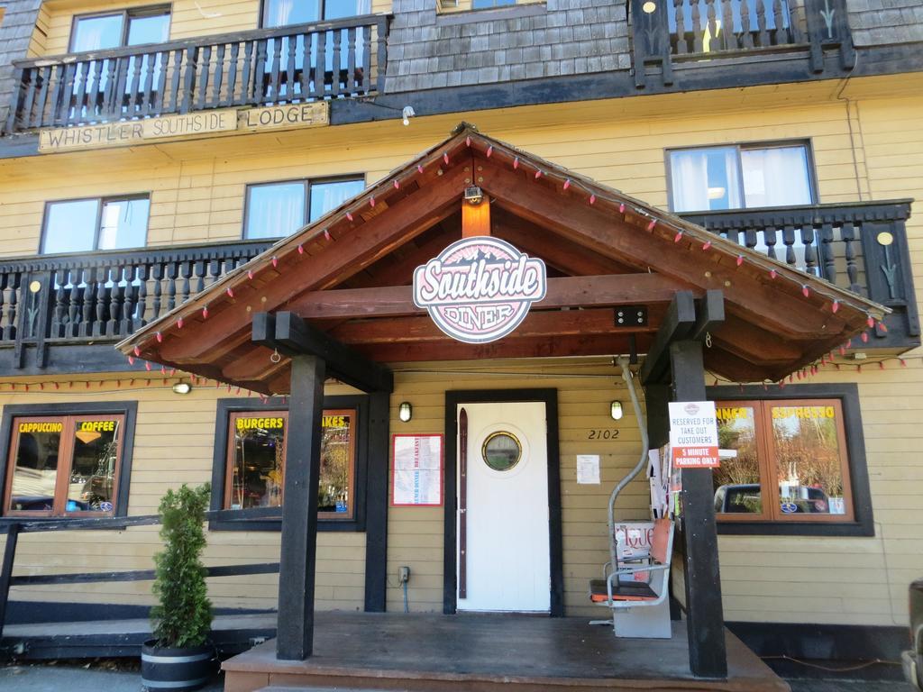 Southside Lodge Whistler Eksteriør billede